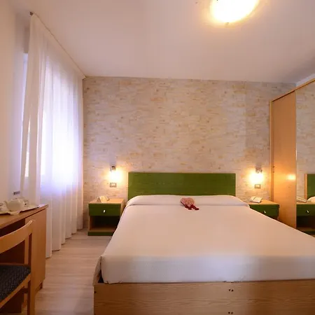 Vittoria Hotel 3*